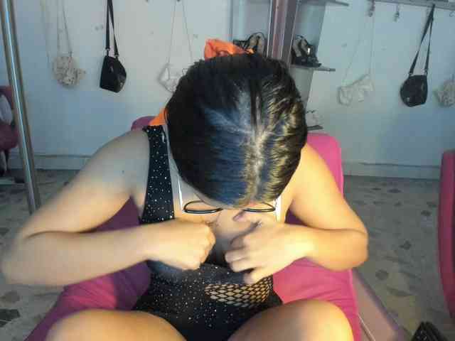 kim- webcam
