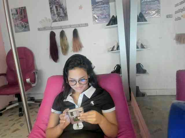 kim- webcam