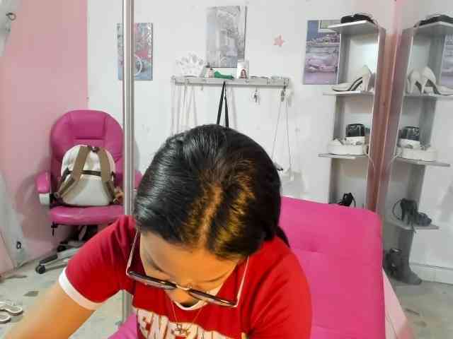 kim- webcam