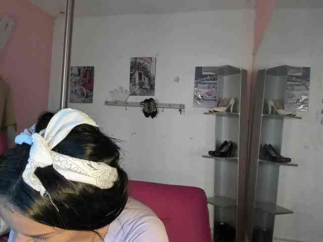 kim- webcam