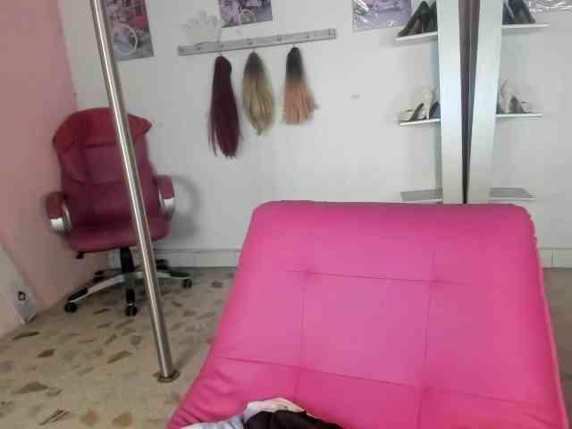 kim- webcam