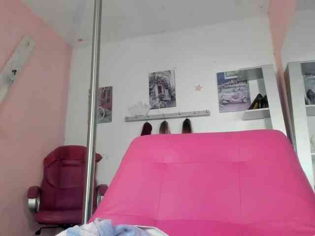 kim- webcam