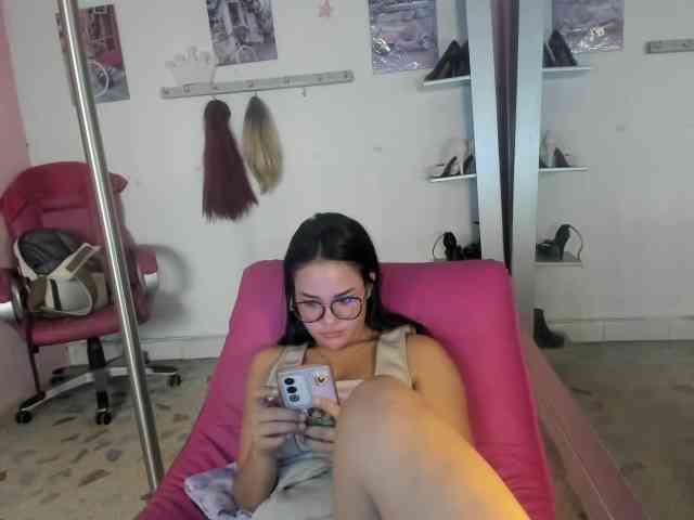 kim- webcam