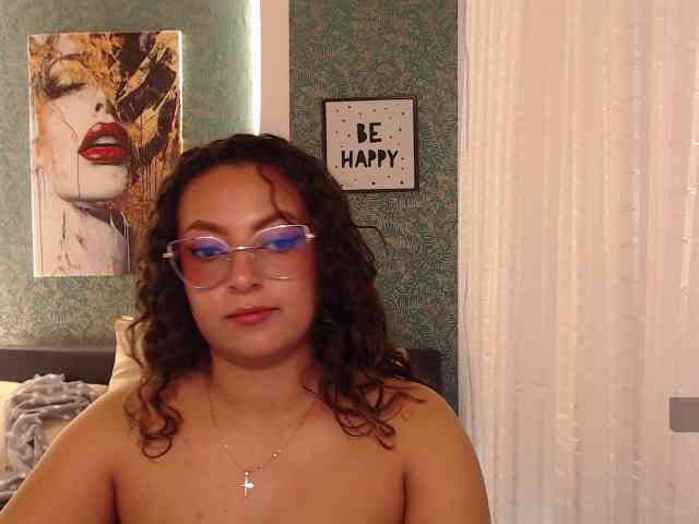 Zaarhaa-Luuxx webcam