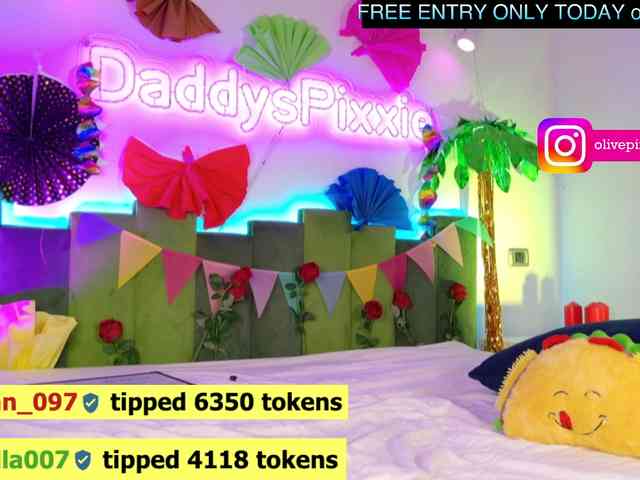 Model: daddyspixxie