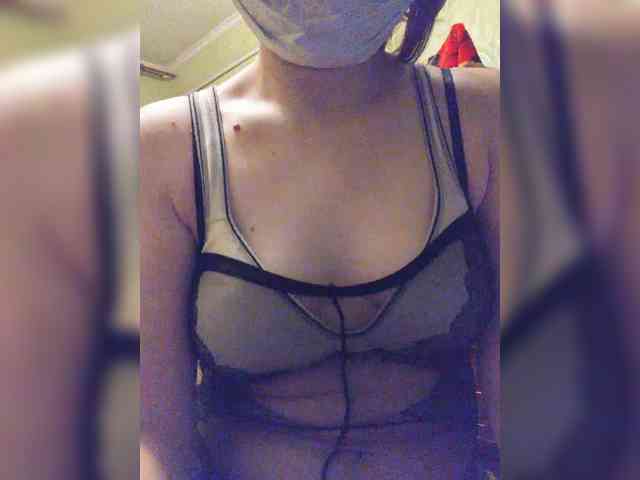 HotMia69 webcam