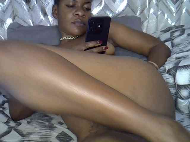 Ebonyprincess2 webcam