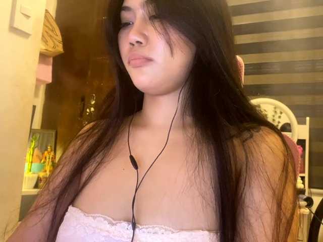 LesliDine live cam