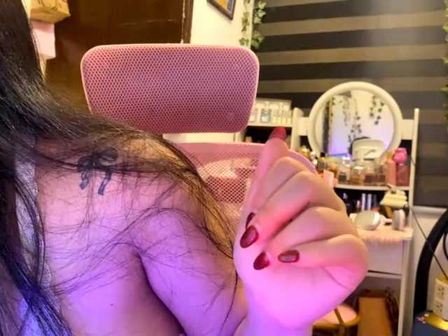 LesliDine