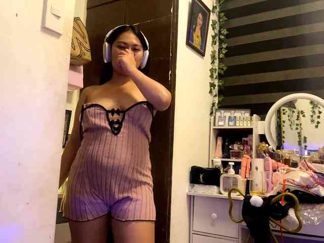 LesliDine