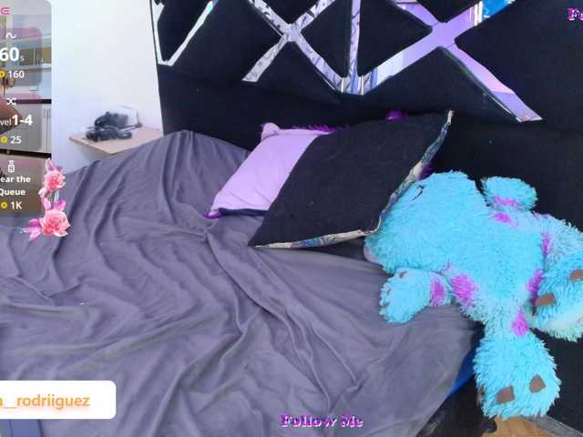 Karlarodriguez1 live cam on BongaCams
