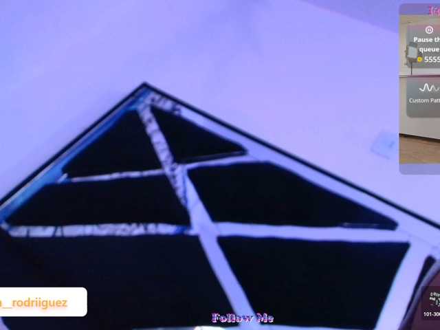 Karlarodriguez1 live cam on BongaCams