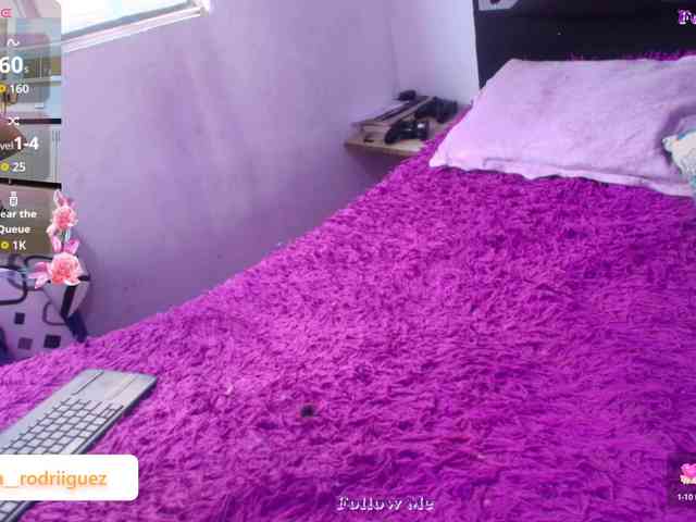 Karlarodriguez1 Live Webcam on BongaCams