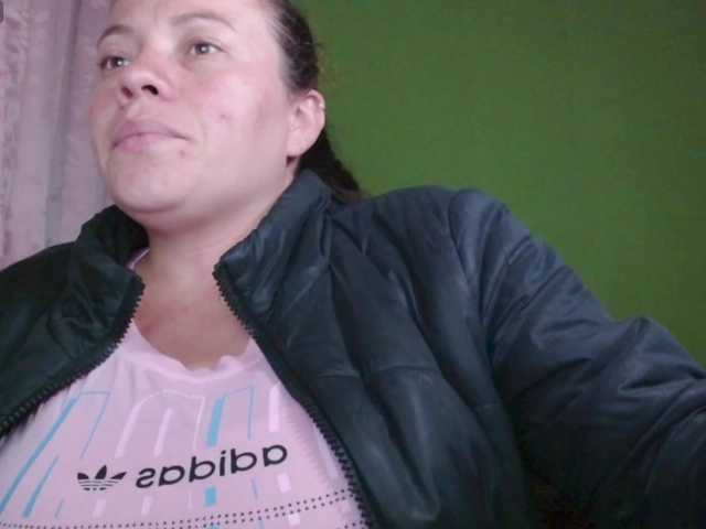 honey21 live cam on BongaCams