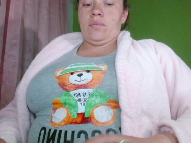 honey21 live cam on BongaCams