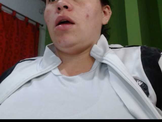 honey21 live cam on BongaCams