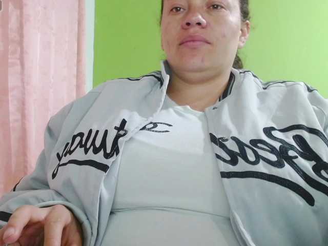 honey21 live cam on UnifiedCams