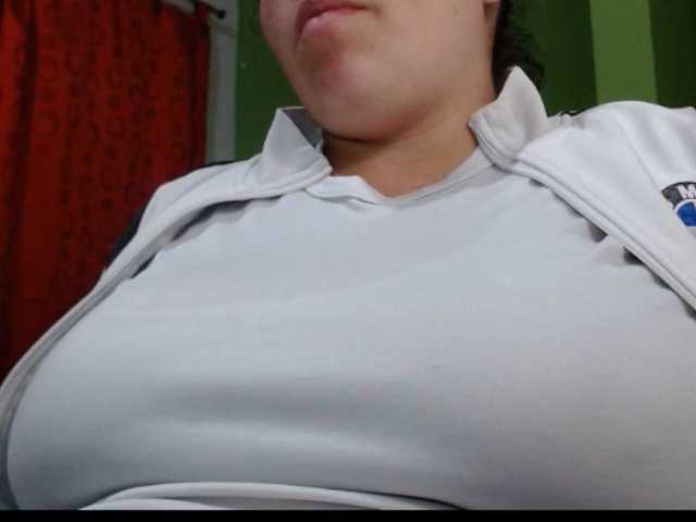 honey21 live cam on BongaCams