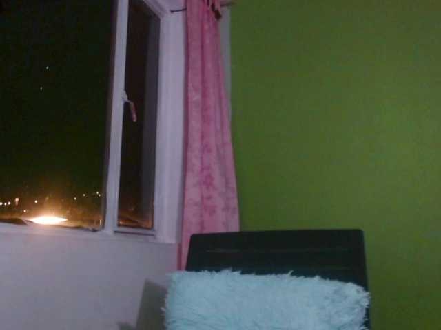 honey21 live cam on BongaCams