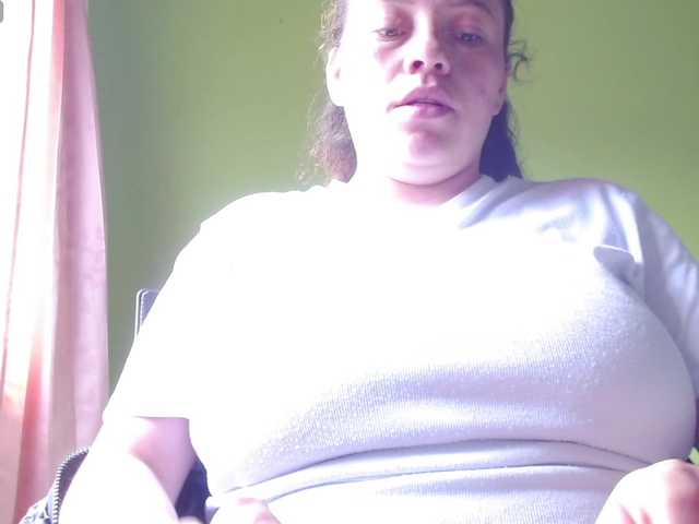 honey21 live cam on BongaCams