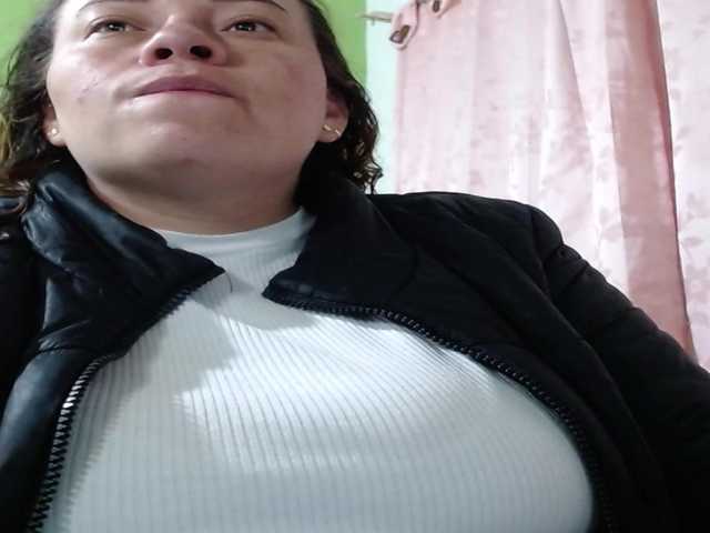 honey21 live cam preview