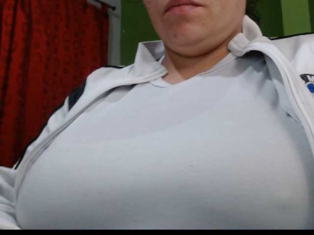 honey21 live cam on BongaCams