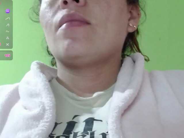 honey21 live cam on BongaCams