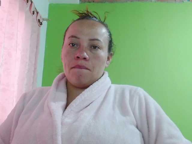 honey21 live cam on BongaCams