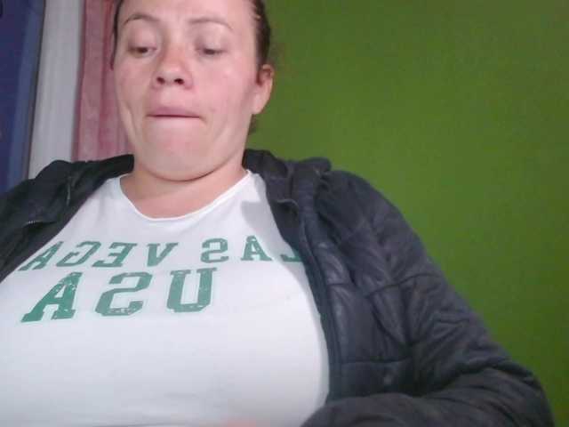 honey21 live cam on BongaCams
