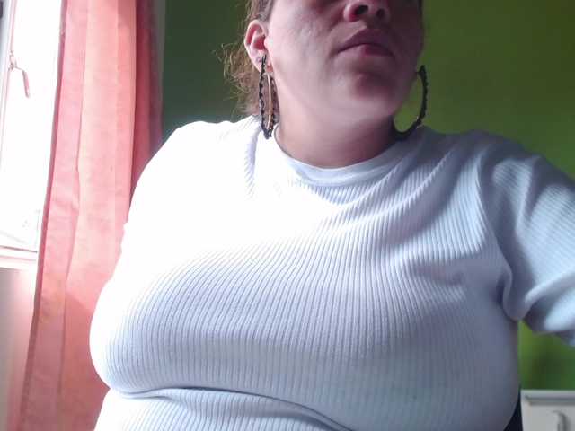 honey21 live cam on BongaCams