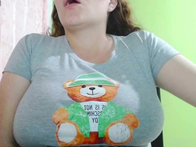 honey21 live cam on BongaCams