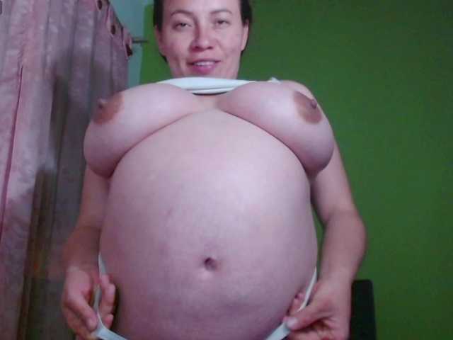 honey21 live cam on BongaCams