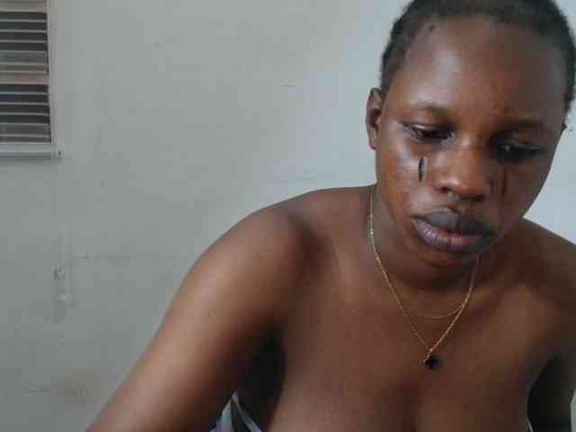 Sweetncreamy webcam