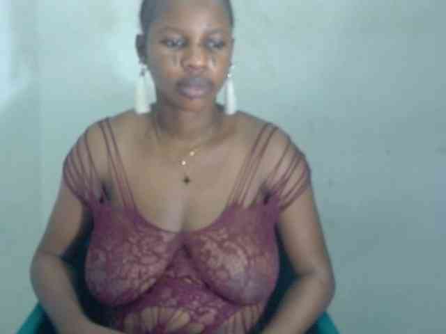 Sweetncreamy webcam