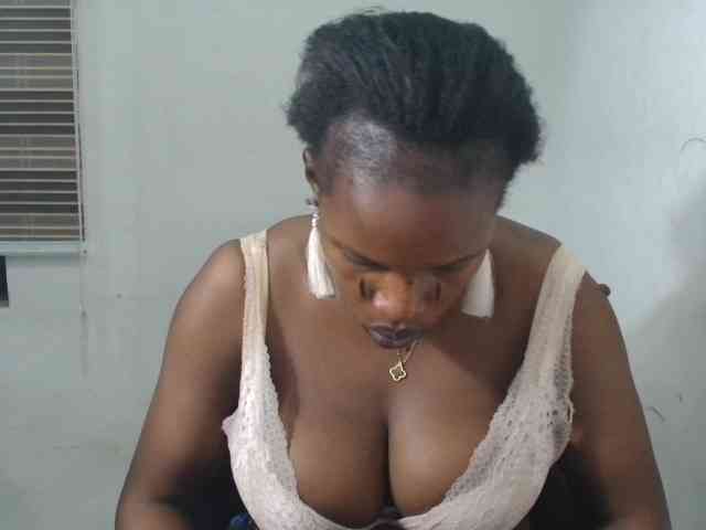 Sweetncreamy webcam