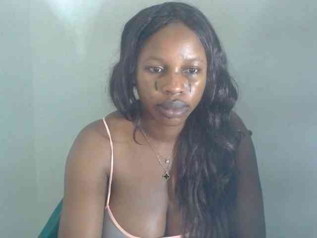 Sweetncreamy webcam