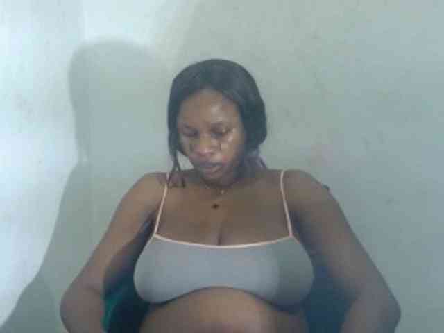 Sweetncreamy webcam