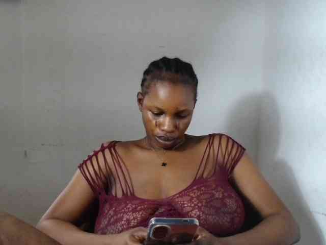Sweetncreamy webcam
