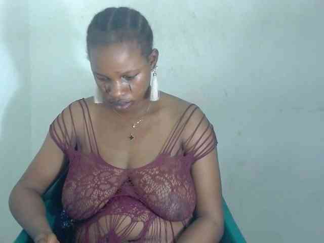 Sweetncreamy webcam