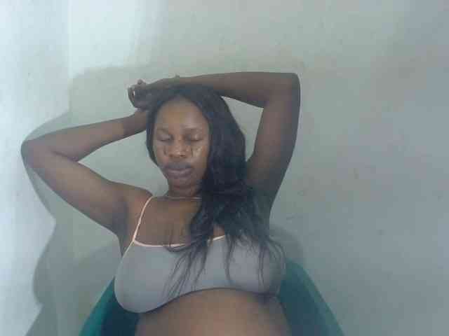 Sweetncreamy webcam