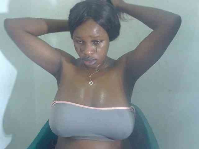 Sweetncreamy webcam