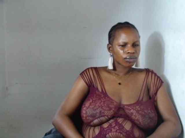 Sweetncreamy webcam