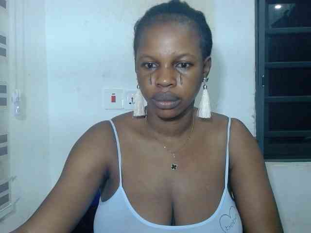 Sweetncreamy webcam