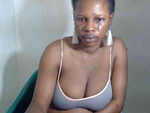 Sweetncreamy webcam