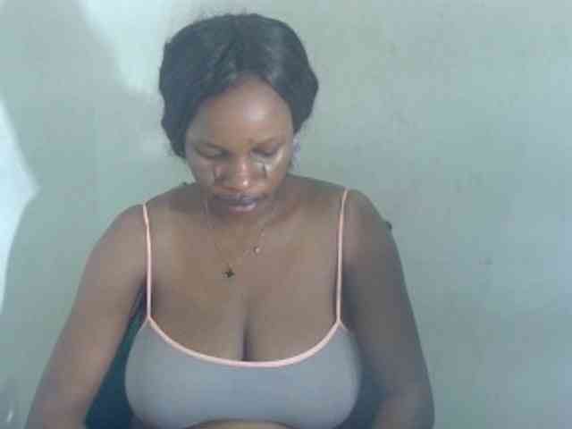 Sweetncreamy webcam