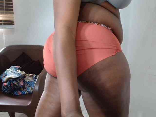 Sweetncreamy webcam