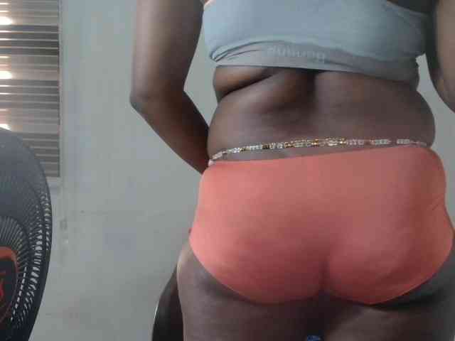 Sweetncreamy webcam