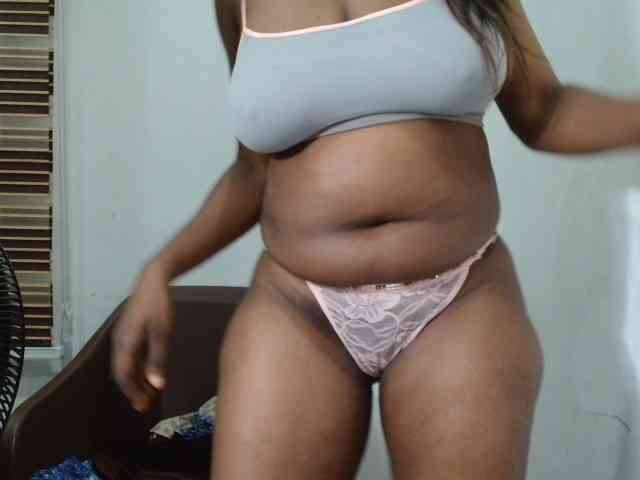 Sweetncreamy webcam