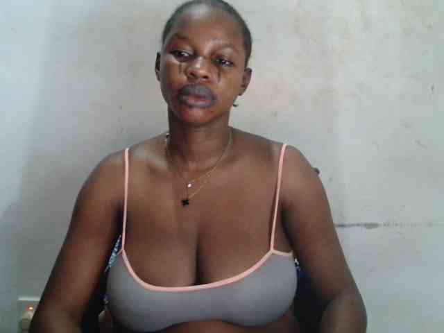 Sweetncreamy webcam