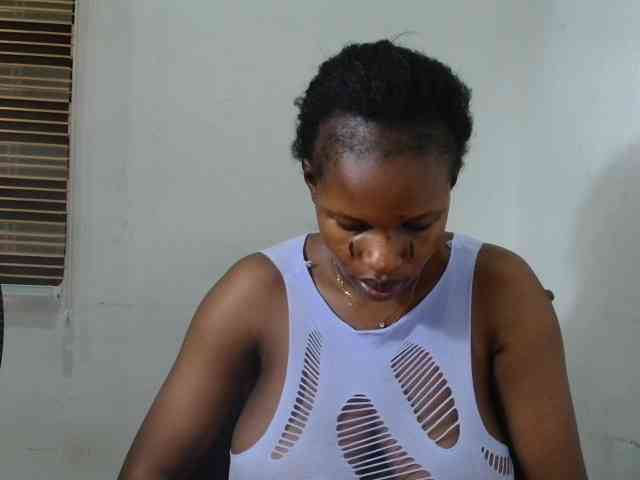 Sweetncreamy webcam
